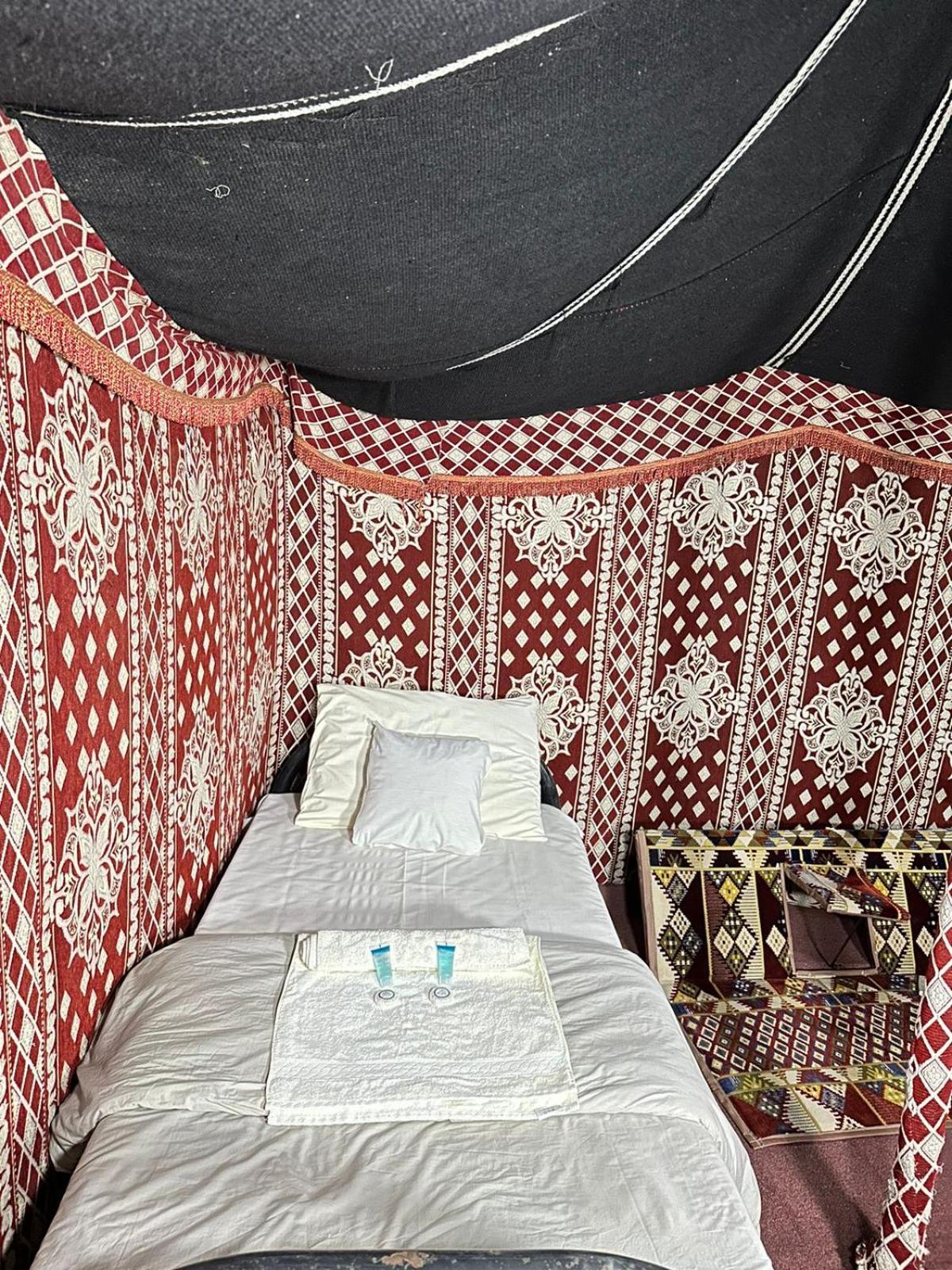 Готель Wahiba Bedouin Rustic Camp Bidiya Екстер'єр фото